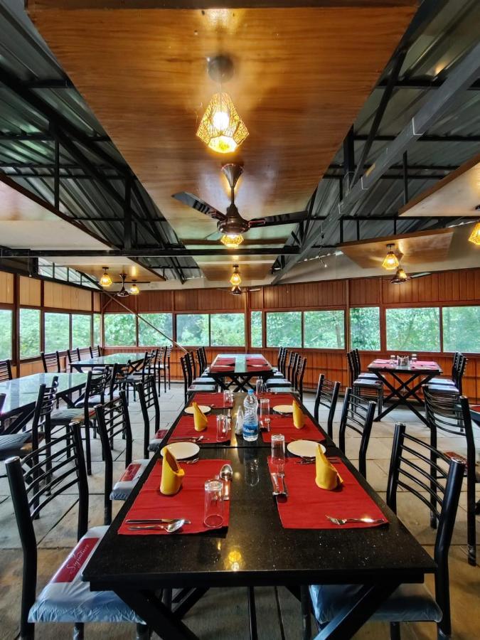 Forest And River Edge Resort 칸누르 외부 사진
